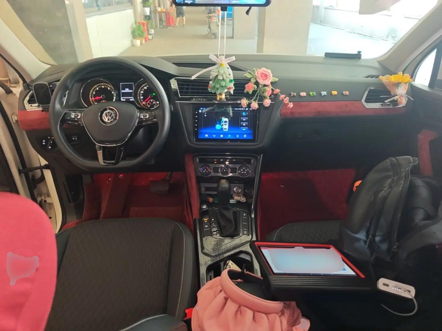 Volkswagen Tiguan L 2020 330TSI Automatic Two-Wheel Drive Luxury Edition China VI Standard — миниатюра 19