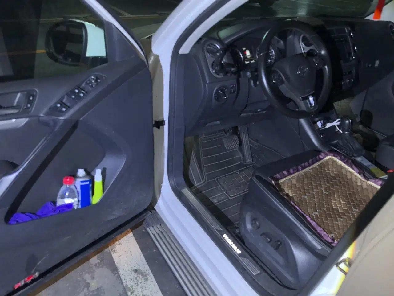 Volkswagen Tiguan 2015 1.8TSI Automatic Two-Wheel Drive Luxury Model — миниатюра 16