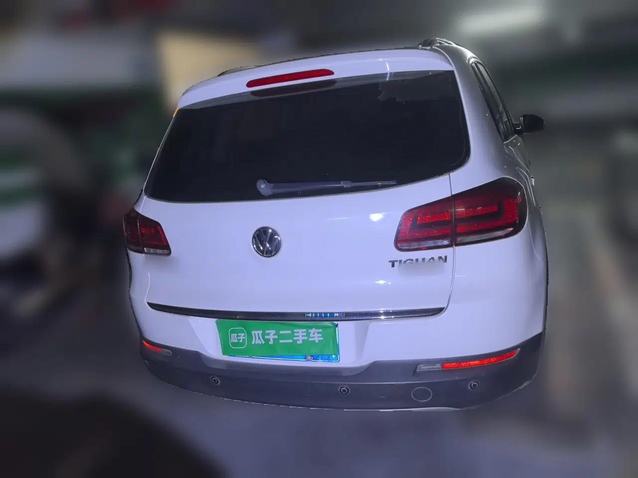 Volkswagen Tiguan 2015 1.8TSI Automatic Two-Wheel Drive Luxury Model — миниатюра 5