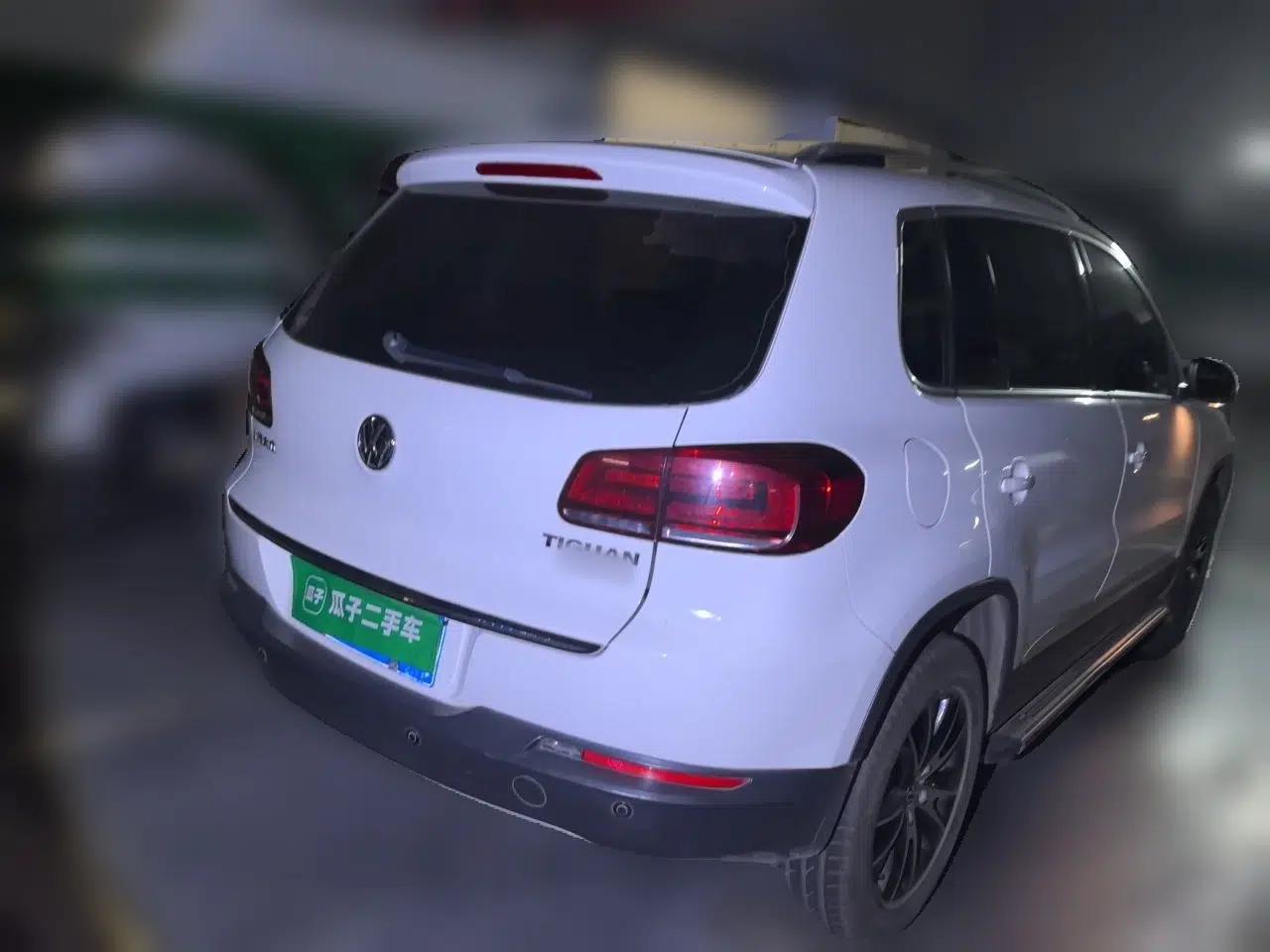 Volkswagen Tiguan 2015 1.8TSI Automatic Two-Wheel Drive Luxury Model — миниатюра 6