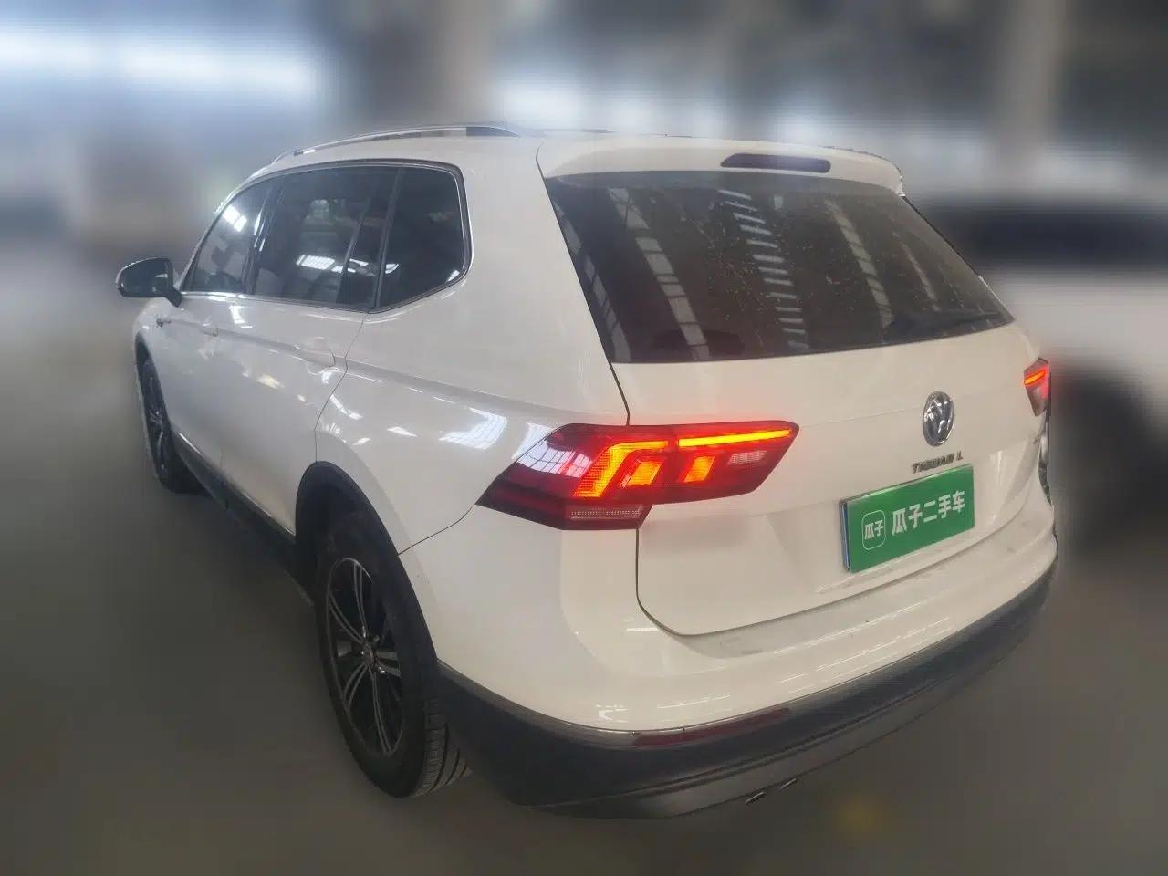 Volkswagen Tiguan L 2019 330TSI Automatic Two-Wheel Drive Panoramic Comfort Edition China VI Standard — миниатюра 4