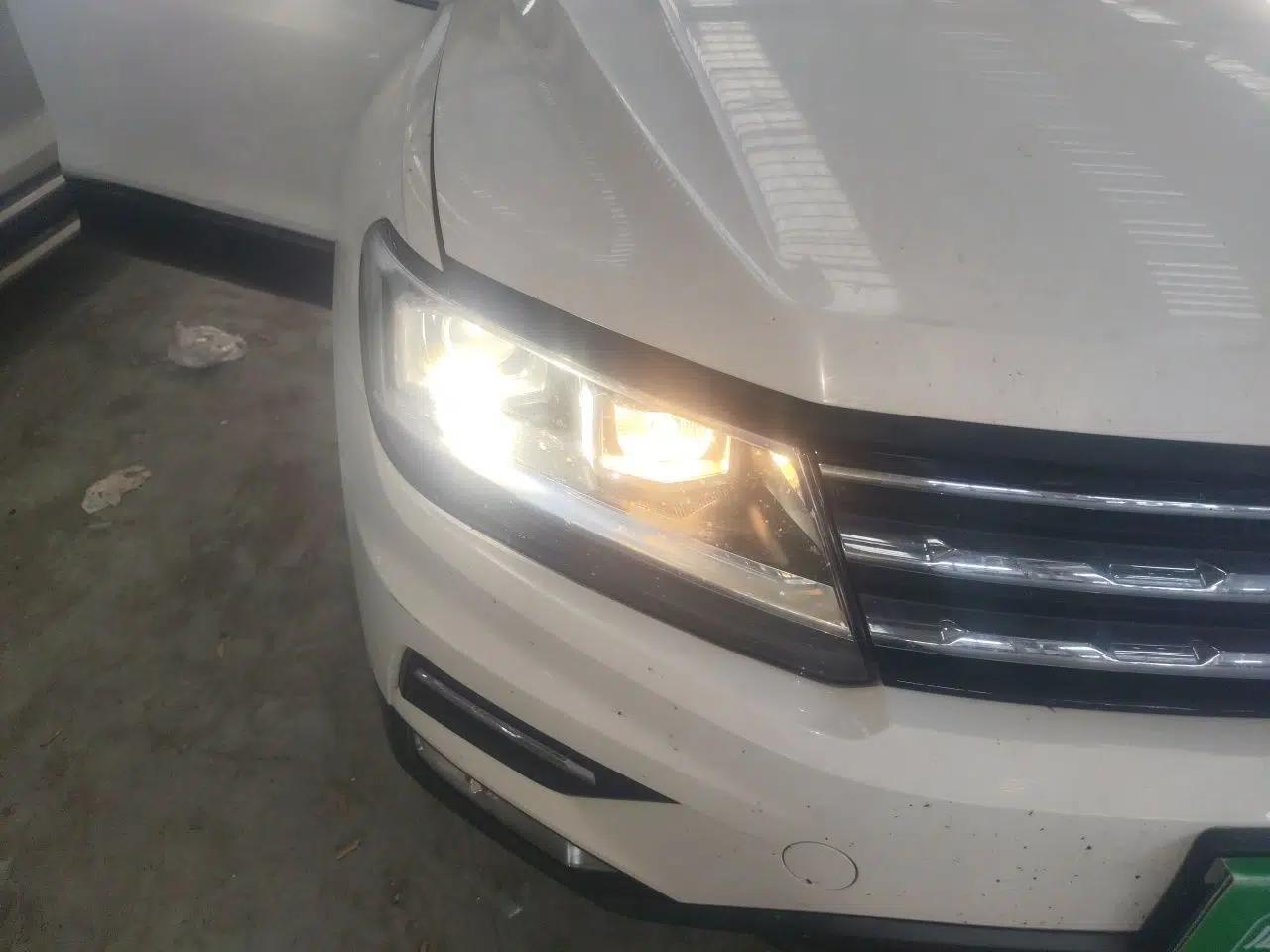 Volkswagen Tiguan L 2019 330TSI Automatic Two-Wheel Drive Panoramic Comfort Edition China VI Standard — миниатюра 7