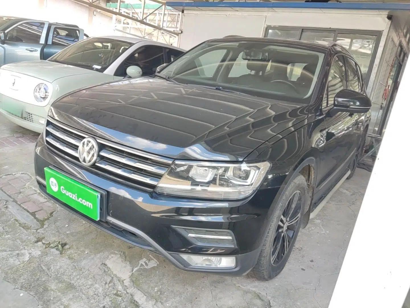 Volkswagen Tiguan L 2019 Updated Version 330TSI Automatic Two-Wheel Drive Panoramic Comfort Edition China VI Standard — миниатюра 1