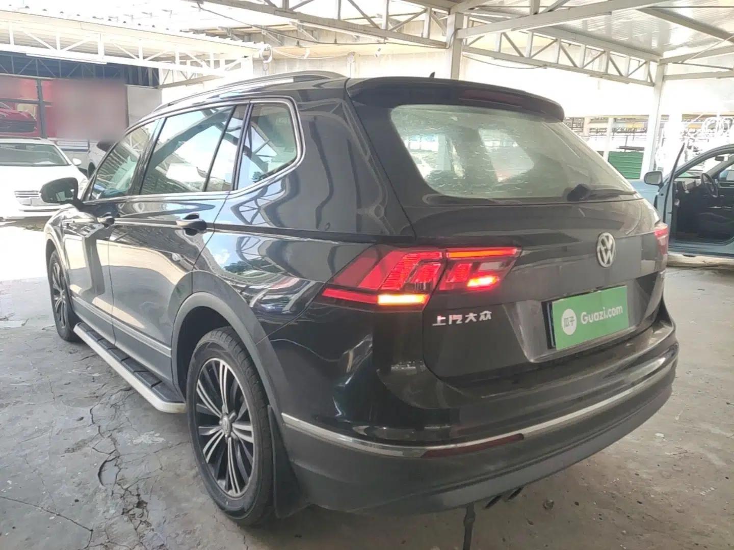 Volkswagen Tiguan L 2019 Updated Version 330TSI Automatic Two-Wheel Drive Panoramic Comfort Edition China VI Standard — миниатюра 4