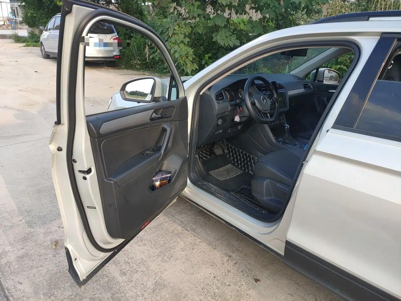 Volkswagen Tiguan L 2021 280TSI Automatic Two-Wheel Drive Smart Edition — миниатюра 16