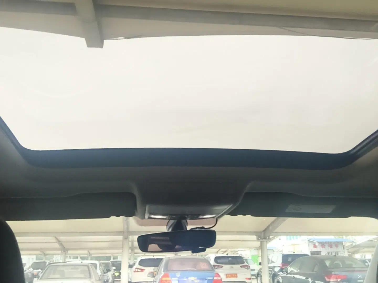 Volkswagen Tiguan L 2024 330TSI Automatic Two-Wheel Drive R-Line Enhanced Edition — миниатюра 21