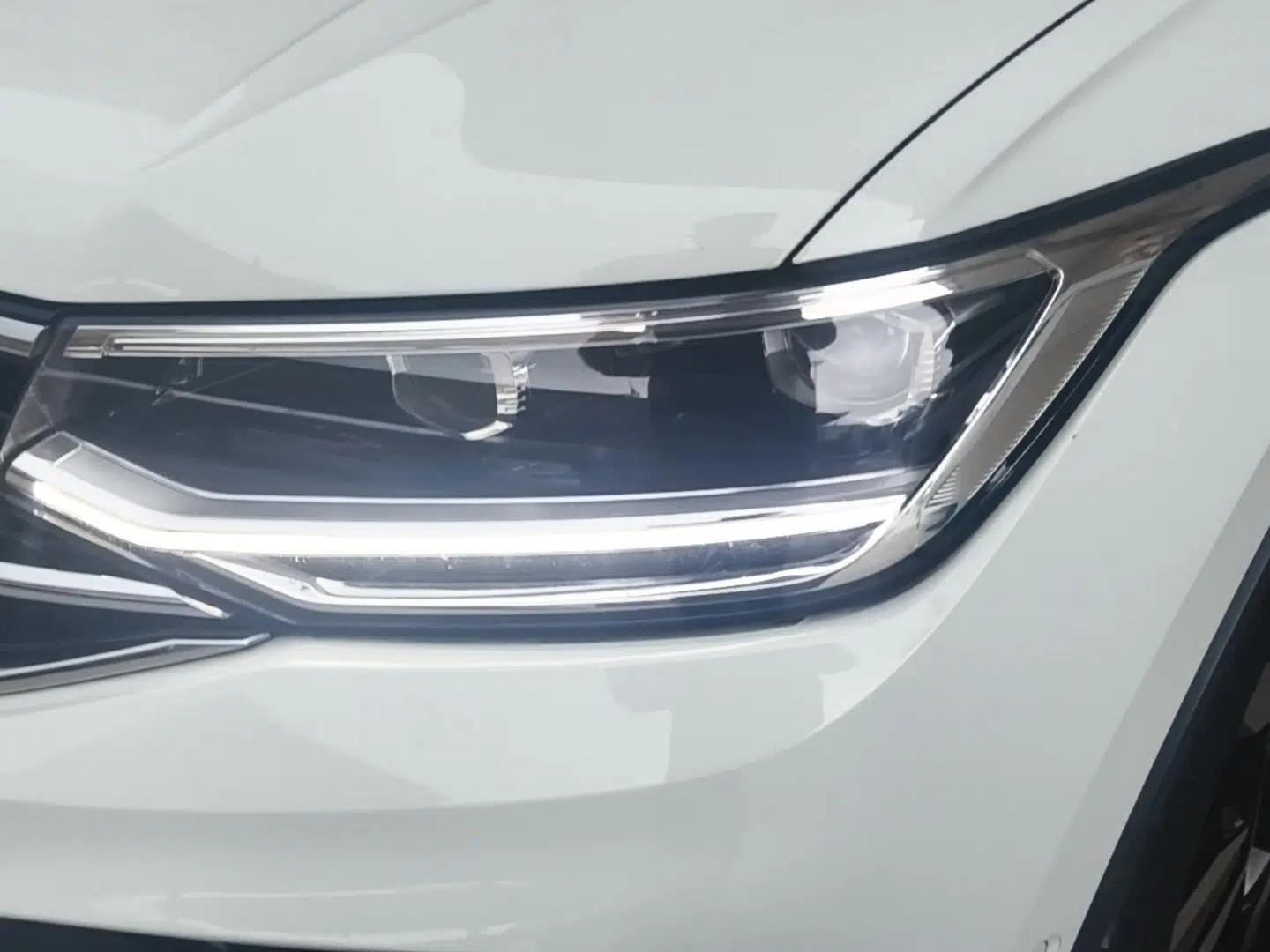 Volkswagen Tiguan L 2024 330TSI Automatic Two-Wheel Drive R-Line Enhanced Edition — миниатюра 8