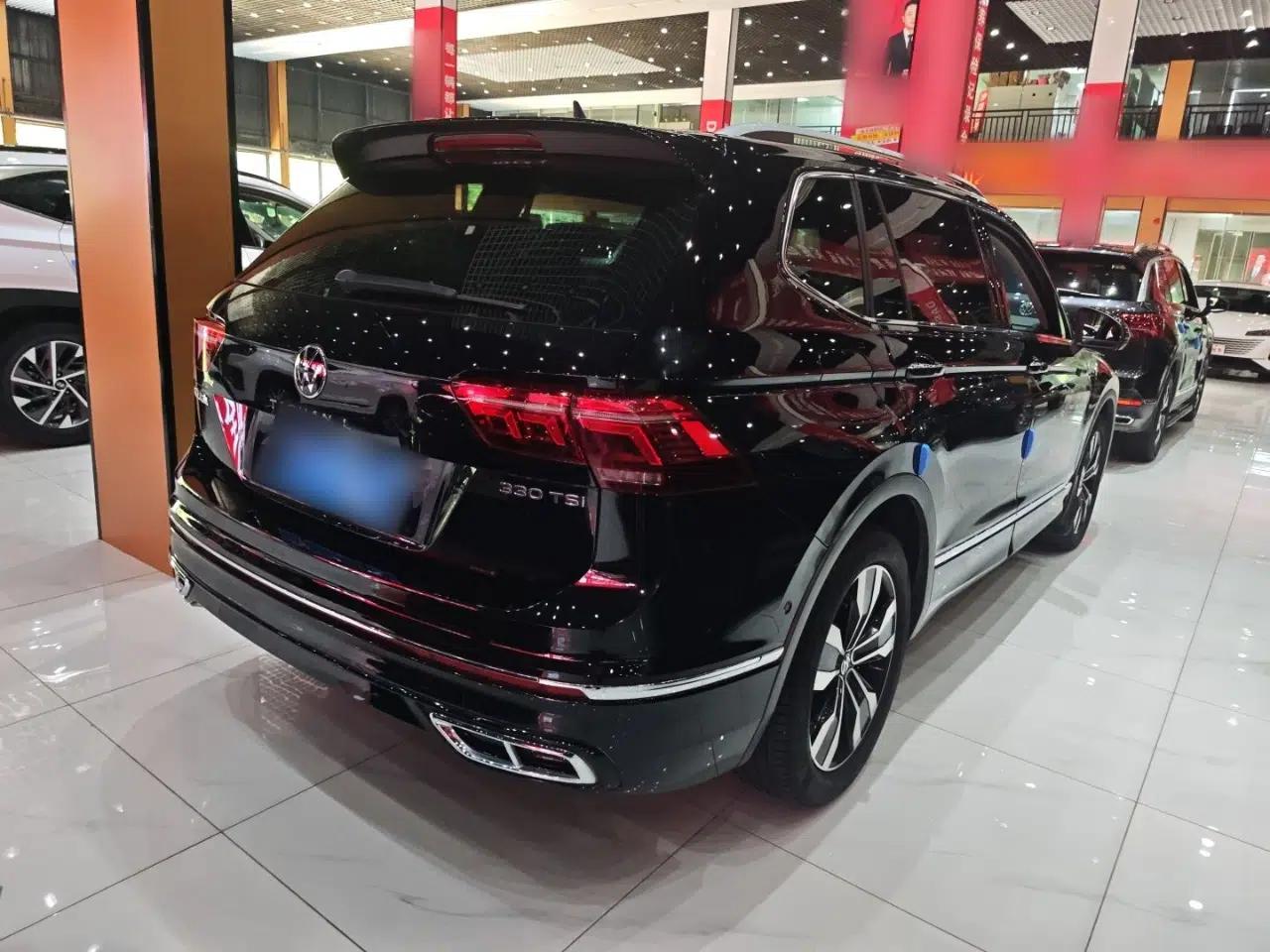 Volkswagen Tiguan L 2022 330TSI Automatic Two-Wheel Drive R-Line Enhanced Edition — миниатюра 5