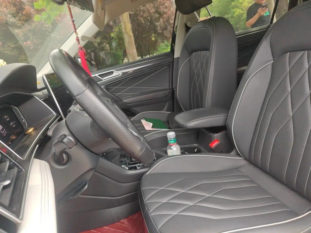 Volkswagen Tiguan L 2024 330TSI Automatic Two-Wheel Drive R-Line Enhanced Edition — миниатюра 15