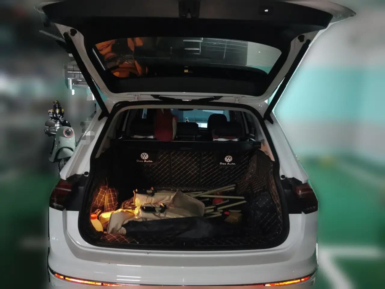Volkswagen Tiguan L 2023 Restyled 330TSI Automatic Two-Wheel Drive R-Line Enhanced Comfort Version — миниатюра 19