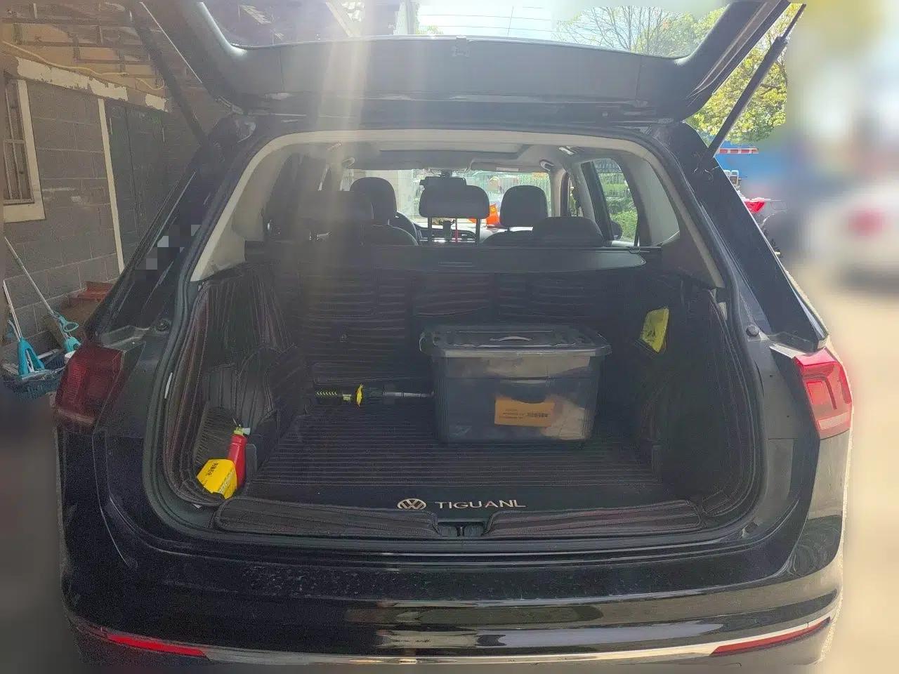 Volkswagen Tiguan L 2021 330TSI Automatic Two-Wheel Drive Smart Edition — миниатюра 19