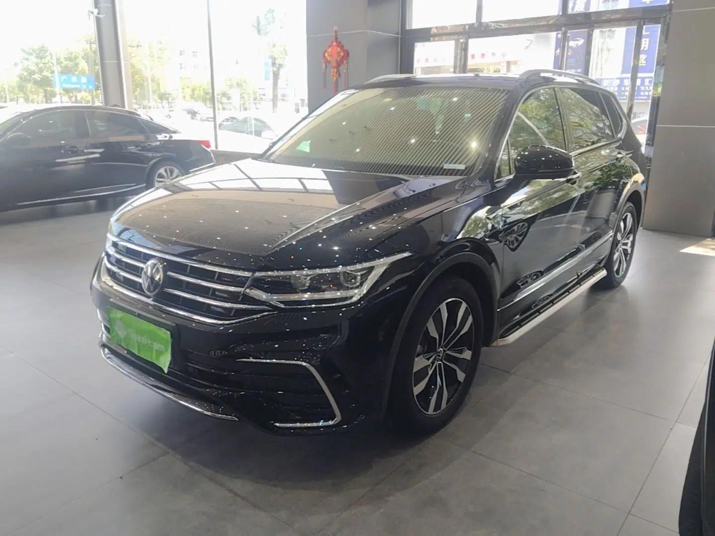 Volkswagen Tiguan L 2024 330TSI Automatic Two-Wheel Drive R-Line Enhanced Edition — миниатюра 1