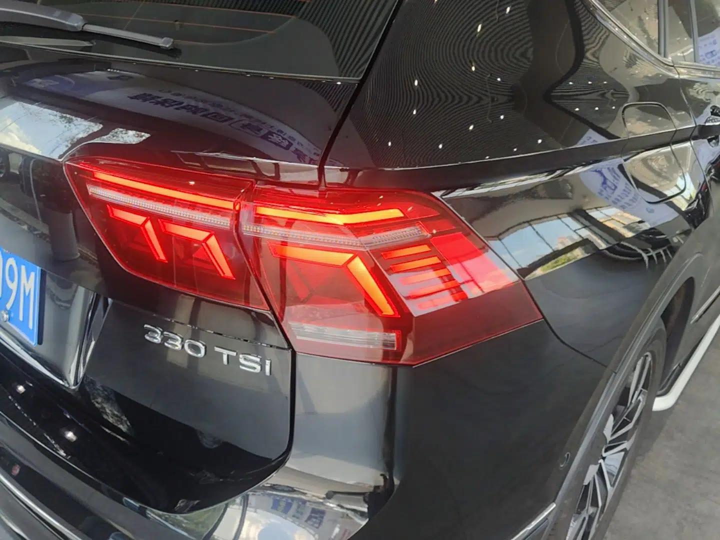 Volkswagen Tiguan L 2024 330TSI Automatic Two-Wheel Drive R-Line Enhanced Edition — миниатюра 14