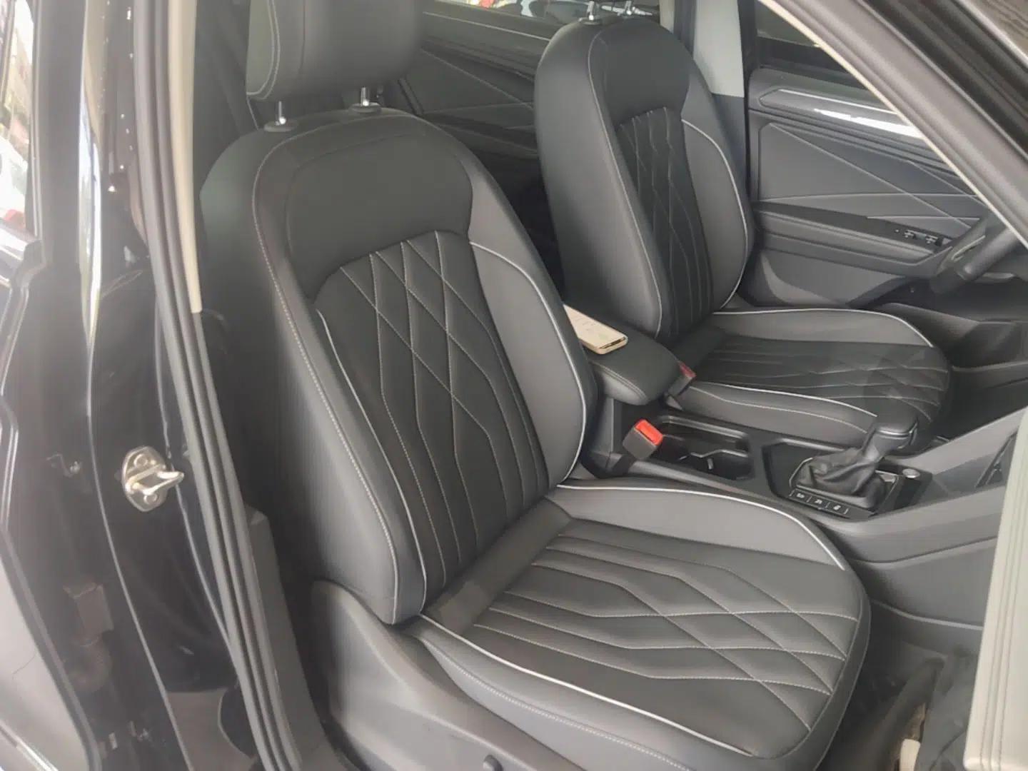 Volkswagen Tiguan L 2024 330TSI Automatic Two-Wheel Drive R-Line Enhanced Edition — миниатюра 24