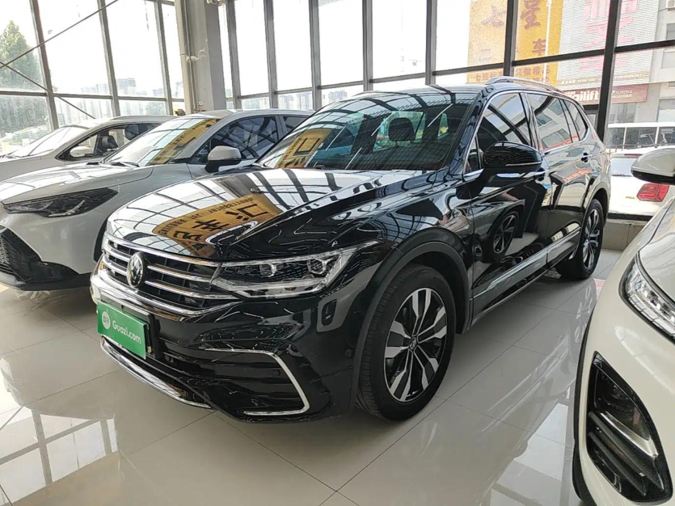 Volkswagen Tiguan L 2024 Outstanding Model 330TSI Automatic Two-Wheel Drive R-Line Dragon Glory Edition — миниатюра 1