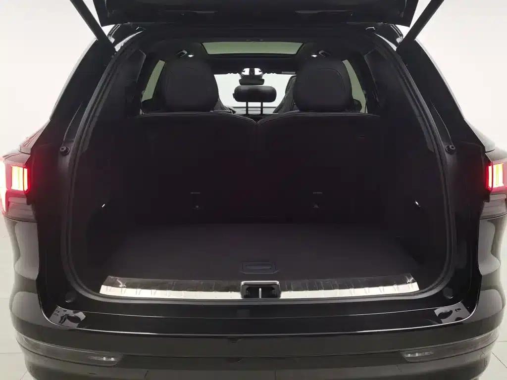 Lynk & Co 09 2021 2.0T Halo 7-seater — миниатюра 16