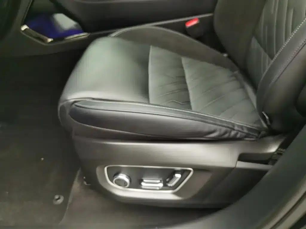 Lynk & Co 09 2021 2.0T Halo 7-seater — миниатюра 20