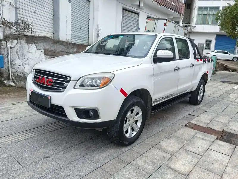 JAC T6 2016 2.8T Diesel Entrepreneur Edition Comfort Long Wheelbase HFC4DA1-2C — миниатюра 1