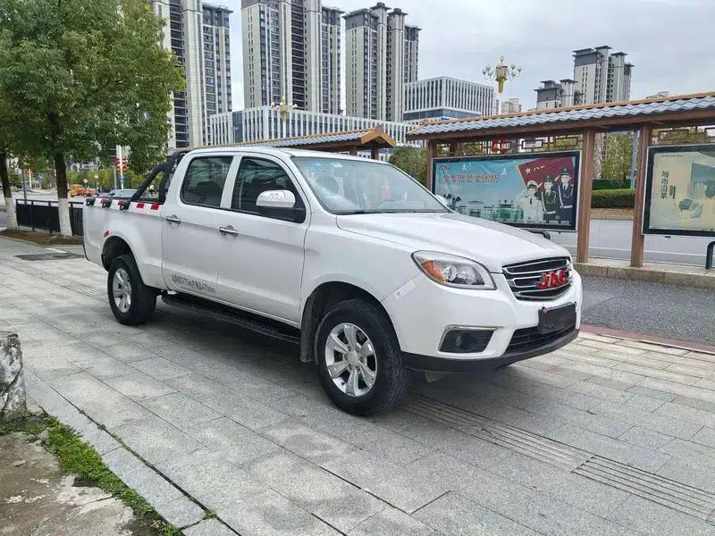 JAC T6 2016 2.8T Diesel Entrepreneur Edition Comfort Long Wheelbase HFC4DA1-2C — миниатюра 3