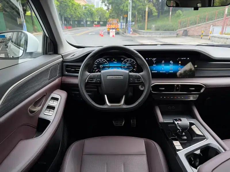 Jetour X90 PLUS 2025 Super Edition 1.6TD DCT Villa — миниатюра 16