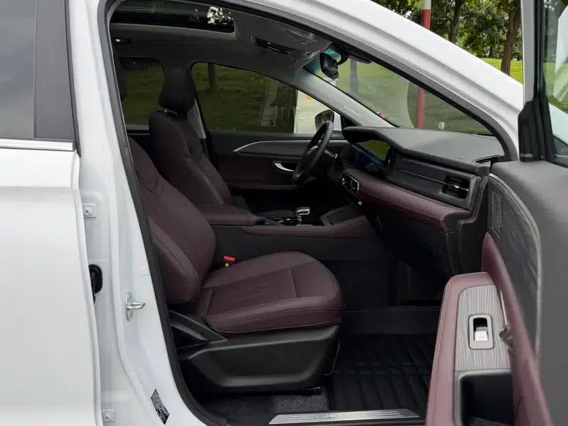 Jetour X90 PLUS 2025 Super Edition 1.6TD DCT Villa — миниатюра 20