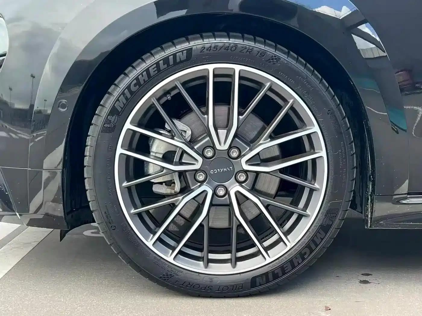 Lynk & Co 02 Hatchback 2021 2.0TD Halo Driving Package Edition — миниатюра 10