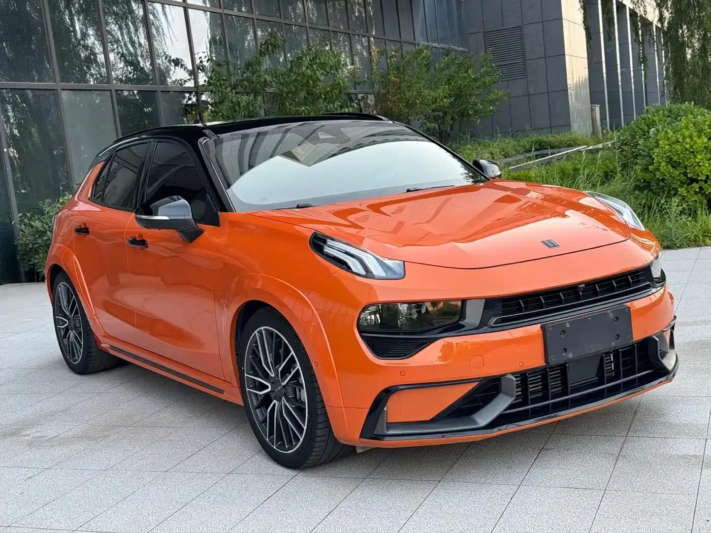Lynk & Co 02 Hatchback 2021 2.0TD Halo Driving Package Edition — миниатюра 3