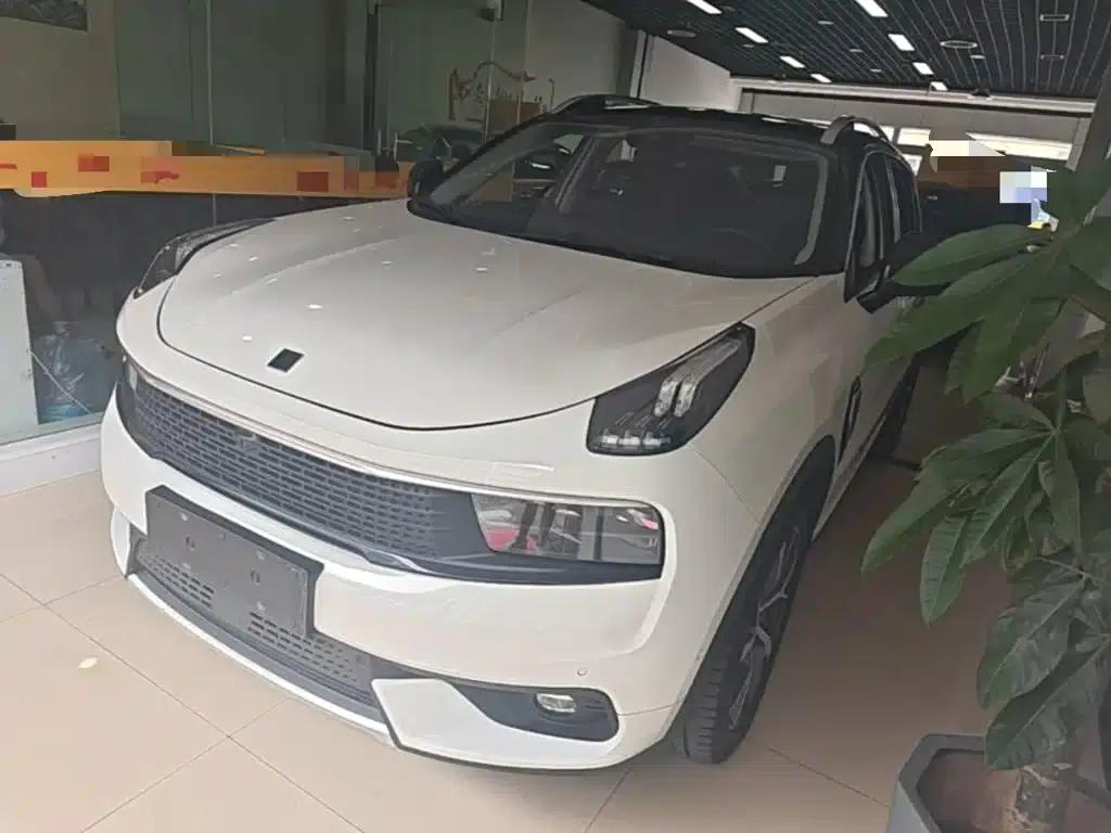 Lynk & Co 01 EM-P 2019 1.5T PHEV Pro (National VI Emission Standard) — миниатюра 1
