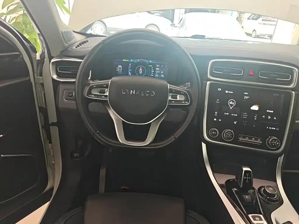 Lynk & Co 01 EM-P 2019 1.5T PHEV Pro (National VI Emission Standard) — миниатюра 11