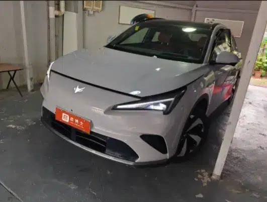 Jihu Alphard T5 2026 Range Extended Edition 1215 Yuanjing Smart Edition — миниатюра 1