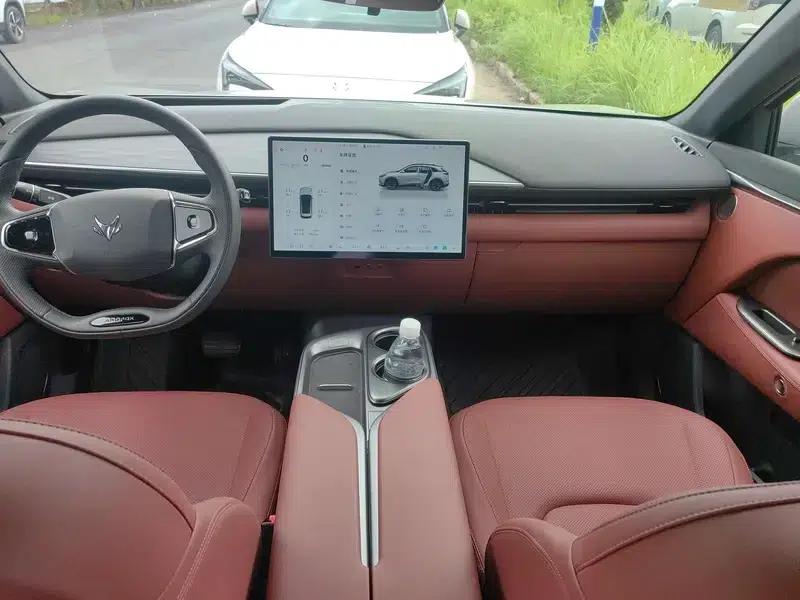 Jihu Alphard T5 2026 Range Extended Edition 1215 Yuanjing Smart Edition — миниатюра 8