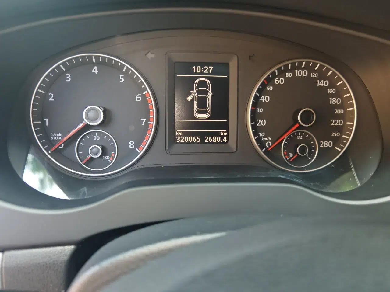 Volkswagen Sagitar 2014 Revised Version 1.4TSI Automatic Luxury Edition — миниатюра 12
