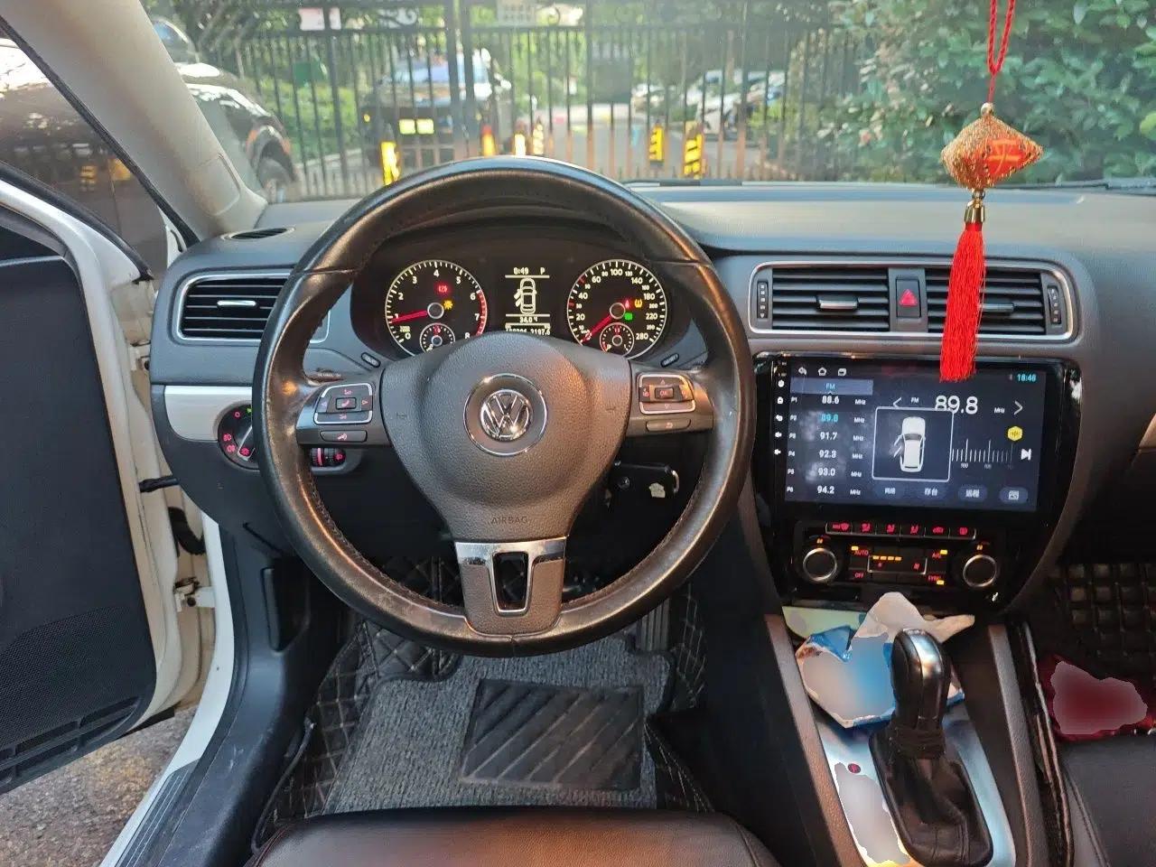 Volkswagen Sagitar 2014 Revised Version 1.4TSI Automatic Luxury Edition — миниатюра 7