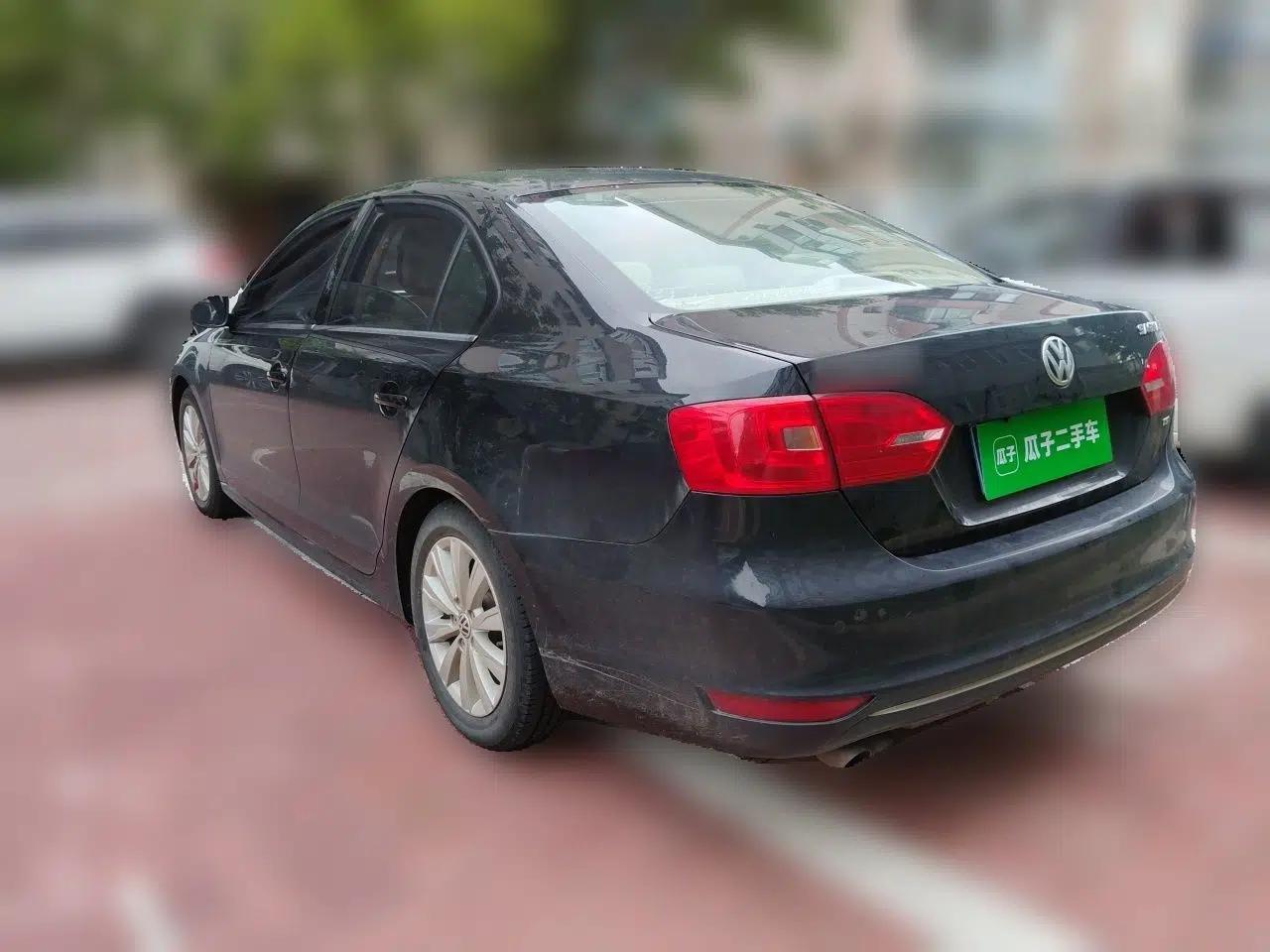 Volkswagen Sagitar 2014 Revised Version 1.4TSI Manual Luxury Edition — миниатюра 4