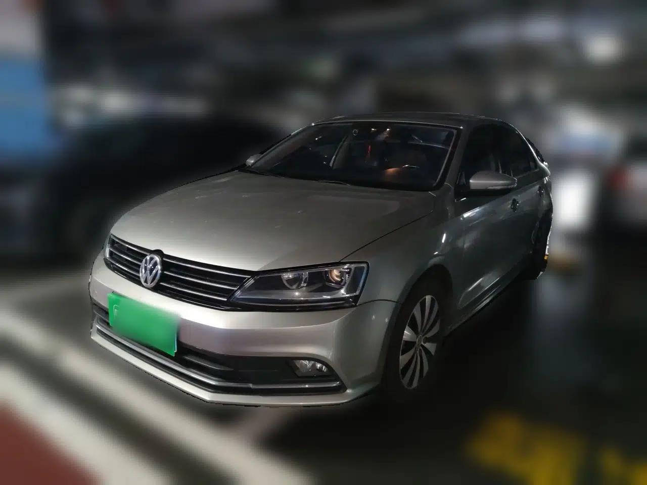 Volkswagen Sagitar 2018 1.6L Automatic Comfort Model — миниатюра 1