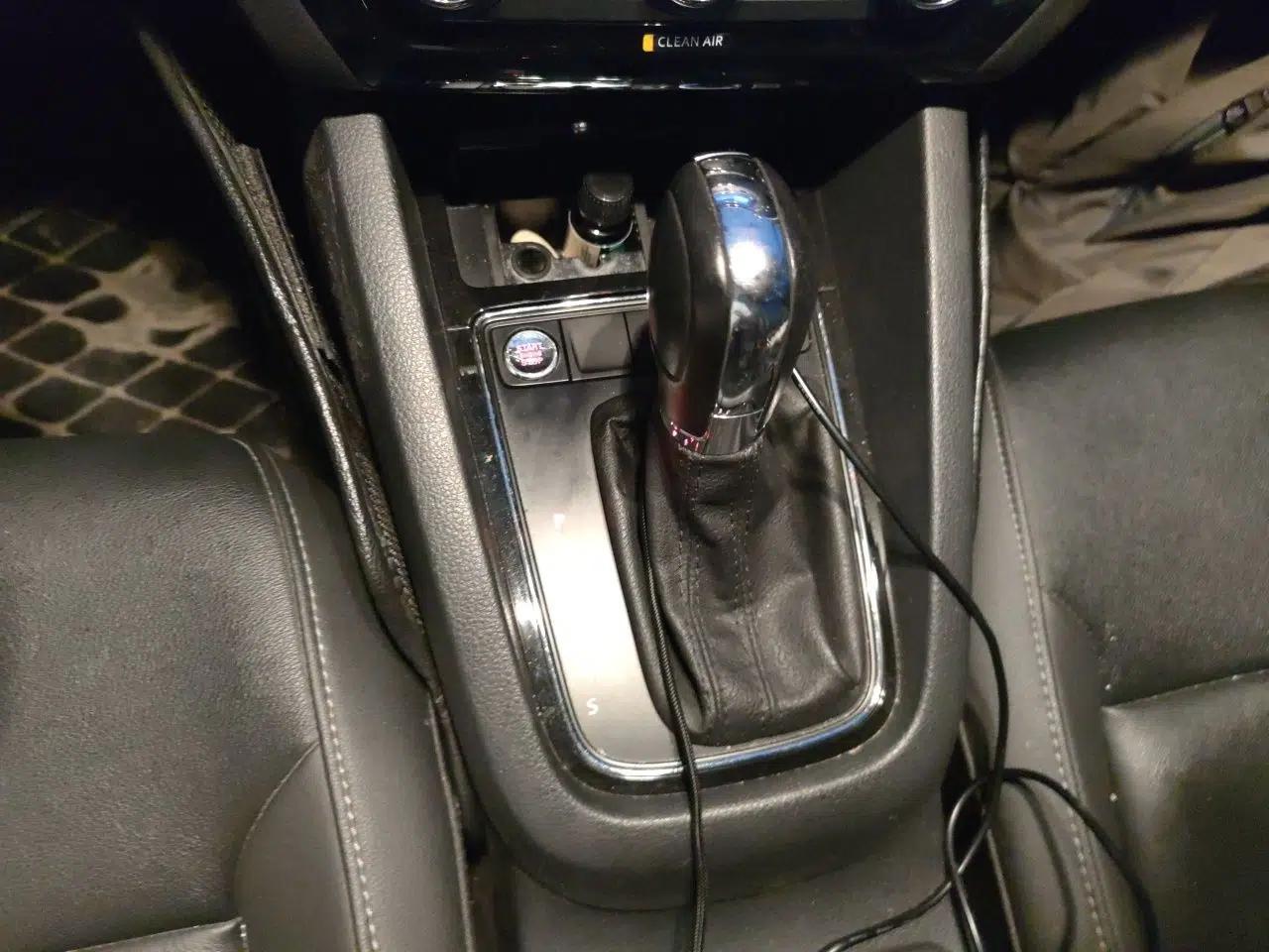 Volkswagen Sagitar 2018 1.6L Automatic Comfort Model — миниатюра 14