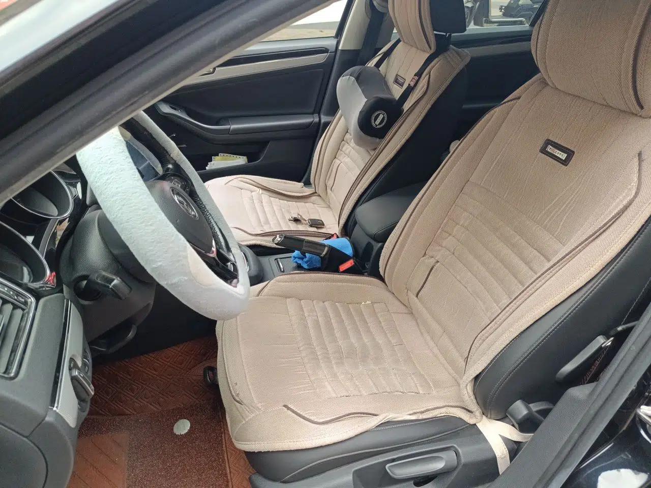 Volkswagen Sagitar 2018 1.6L Automatic Comfort Model — миниатюра 15