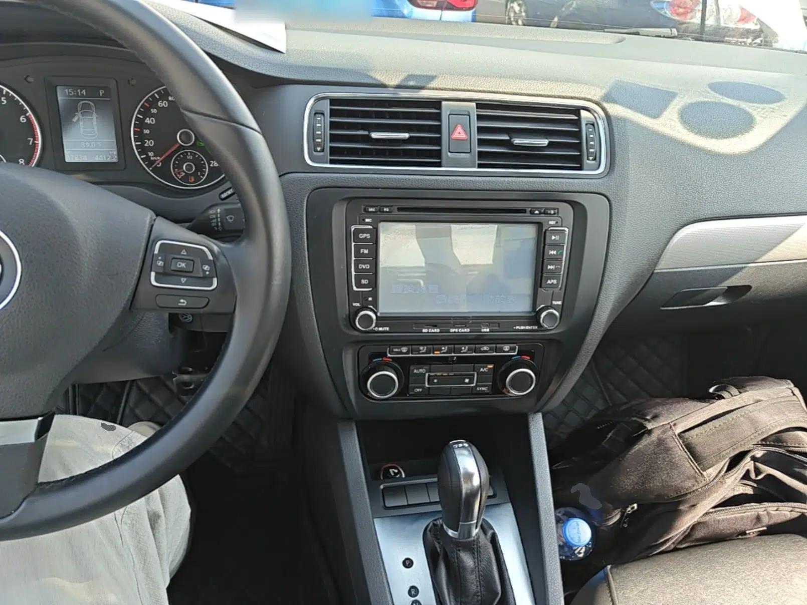 Volkswagen Sagitar 2014 Revised Version 1.4TSI Automatic Luxury Edition — миниатюра 17