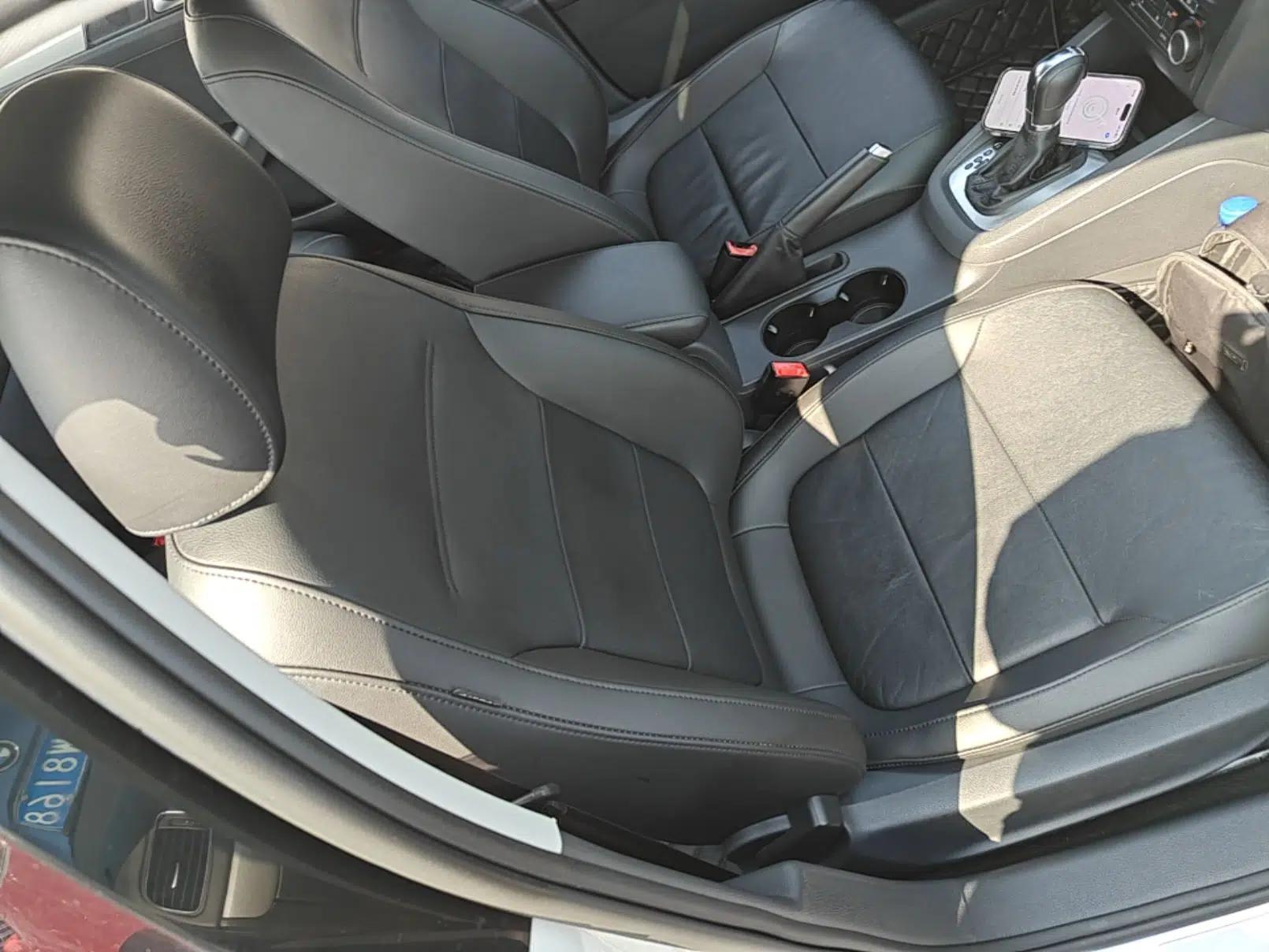 Volkswagen Sagitar 2014 Revised Version 1.4TSI Automatic Luxury Edition — миниатюра 24