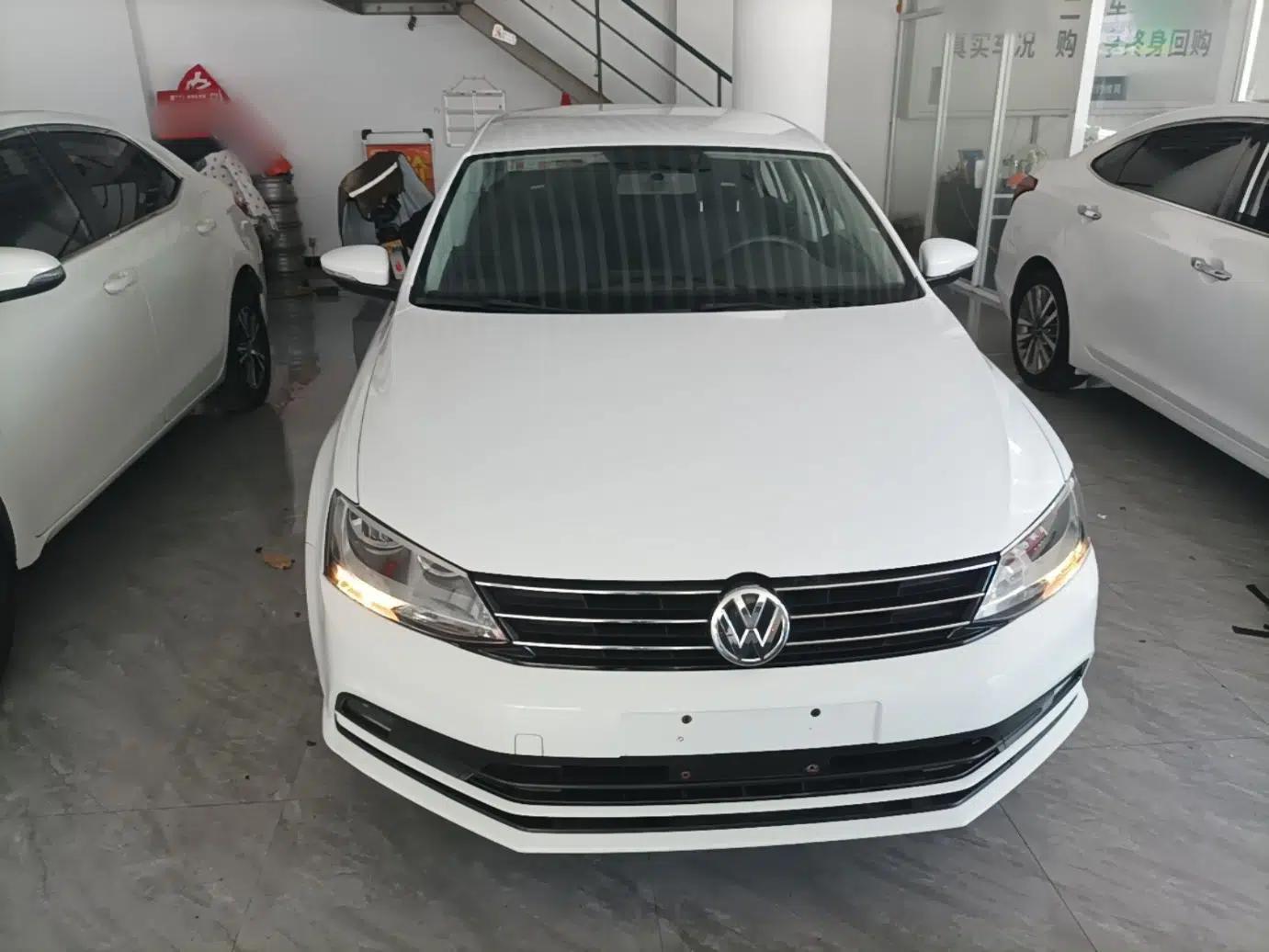 Volkswagen Sagitar 2017 1.6L Automatic Fashion Model — миниатюра 2