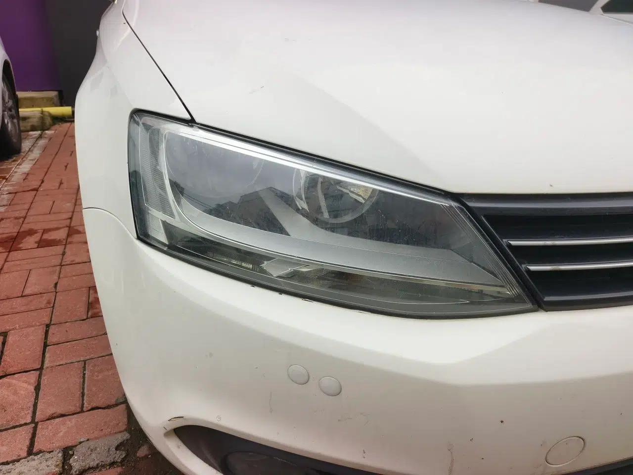 Volkswagen Sagitar 2012 1.6L Automatic Comfort Edition — миниатюра 7