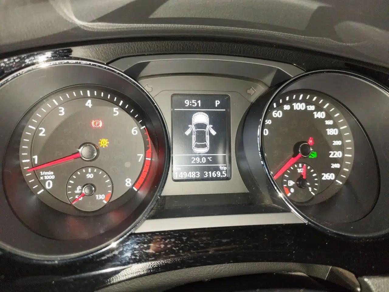 Volkswagen Sagitar 2018 280TSI DSG Comfort Model — миниатюра 11