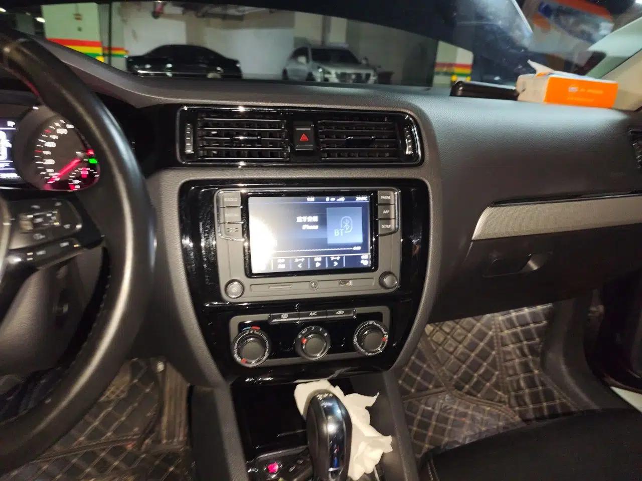 Volkswagen Sagitar 2018 280TSI DSG Comfort Model — миниатюра 13