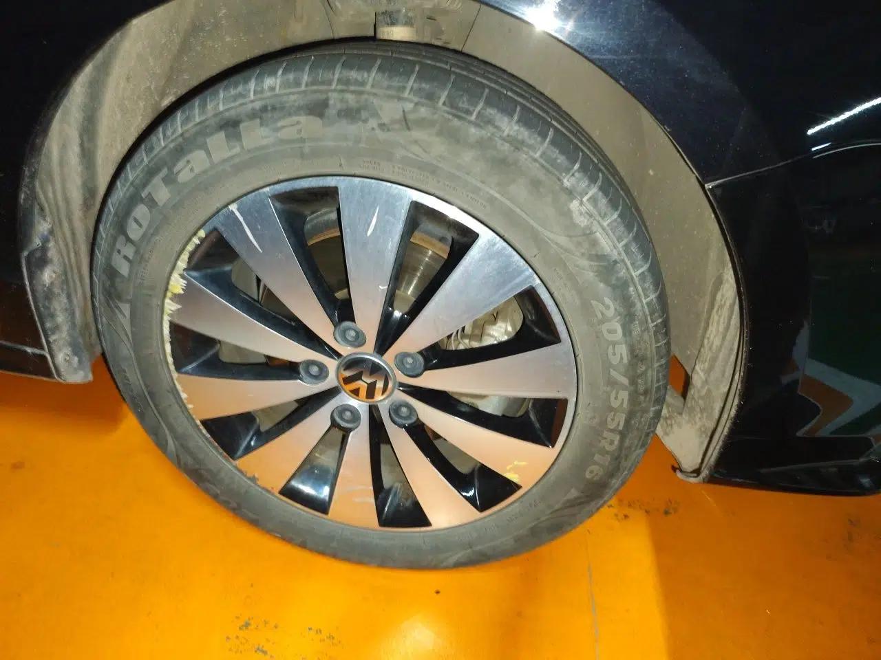 Volkswagen Sagitar 2018 280TSI DSG Comfort Model — миниатюра 8