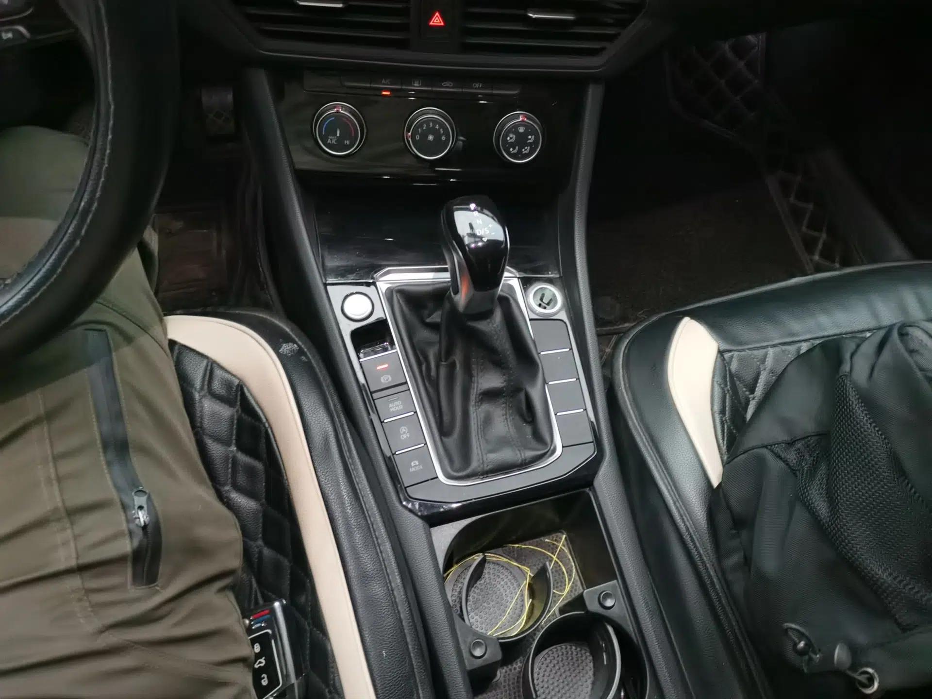 Volkswagen Sagitar 2020 200TSI DSG Comfort Version China VI Standard — миниатюра 14