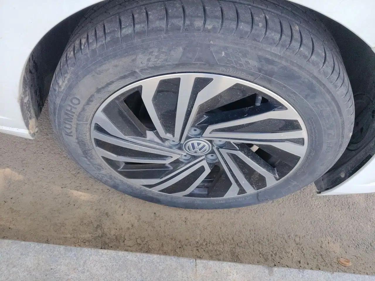 Volkswagen Sagitar 2021 280TSI DSG 30th Anniversary Edition — миниатюра 8