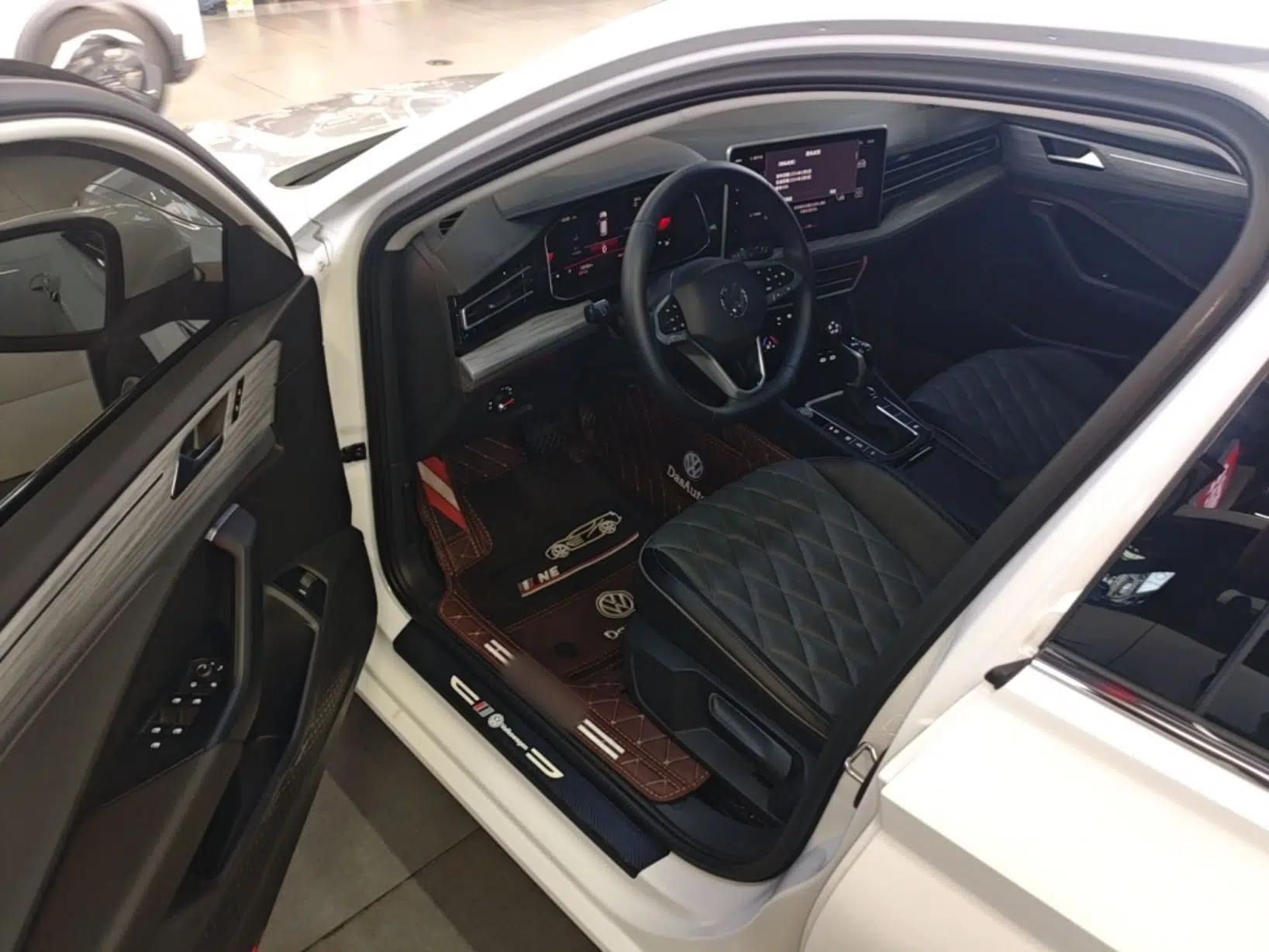 Volkswagen Sagitar 2024 300TSI DSG Excellence Edition — миниатюра 18