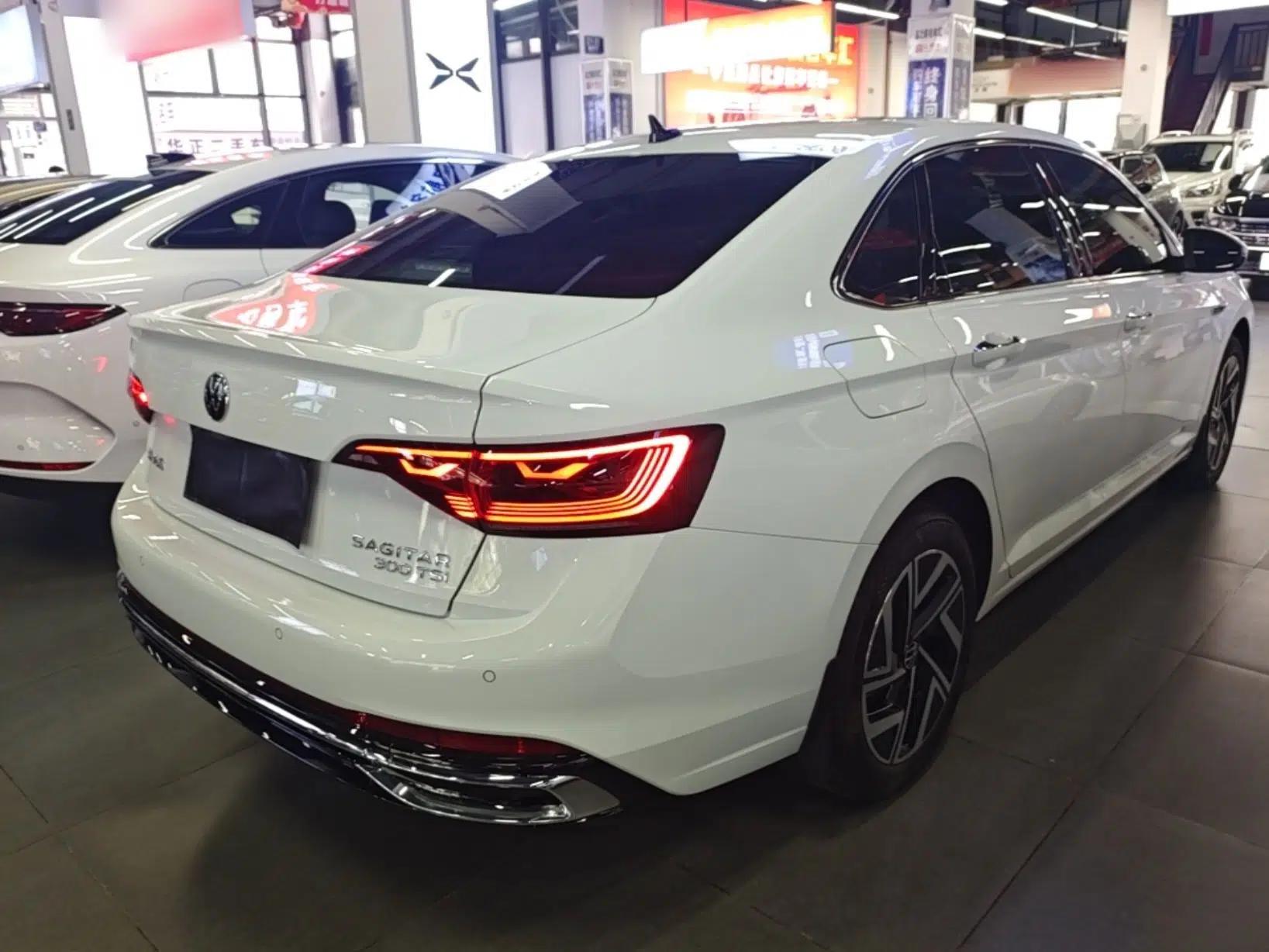 Volkswagen Sagitar 2024 300TSI DSG Excellence Edition — миниатюра 6