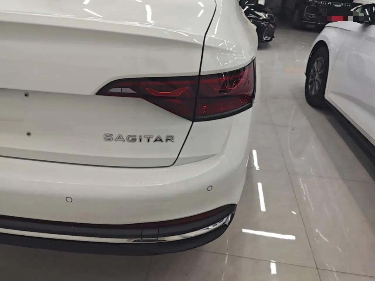 Volkswagen Sagitar 2025 Facelift 200TSI DSG Flyover Edition — миниатюра 9
