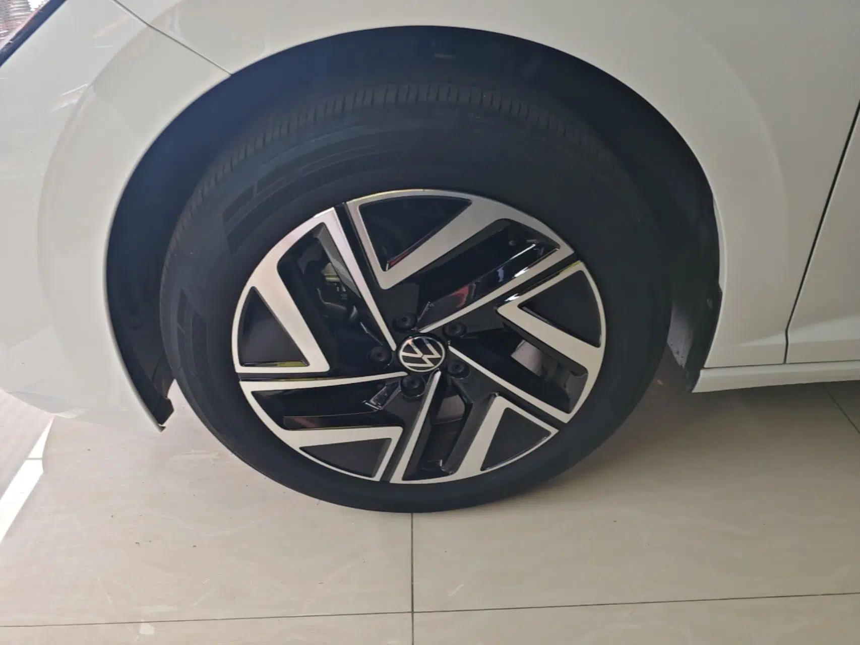 Volkswagen Sagitar 2026 Model 30 Million Units Selected 300TSI DSG Surpassing Edition — миниатюра 10